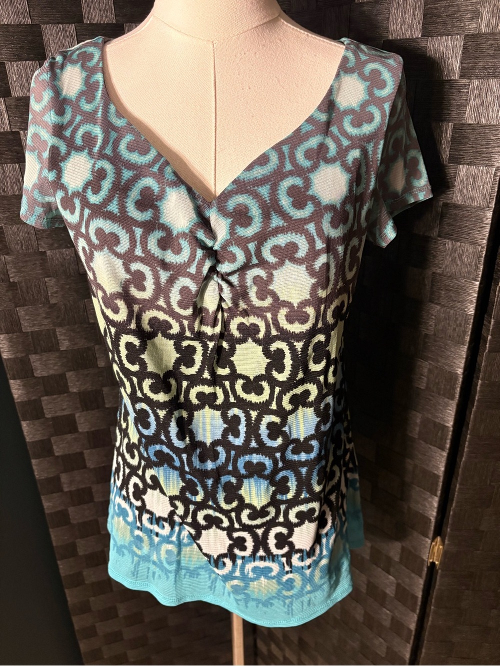 Axcess Y2K Teal Geometric Mesh Top V-Neck Short Sleeve Blouse